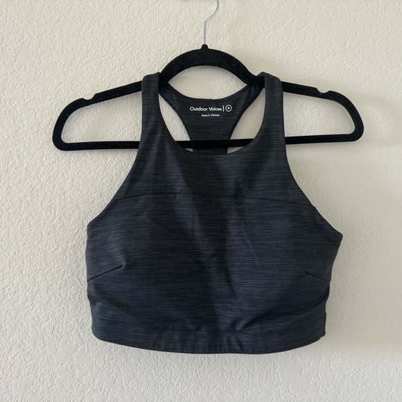 Outdoor Voices TechSweat™ Crop Top in Medium in Black - Picture 6 of 8